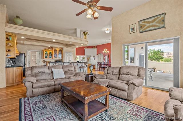 419 Saddle Court