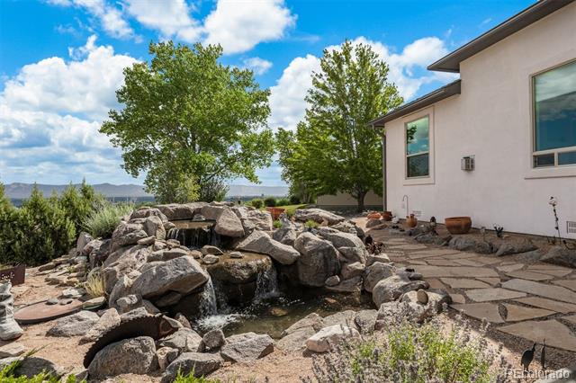 419 Saddle Court