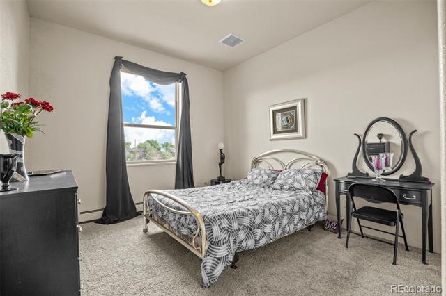 419 Saddle Court