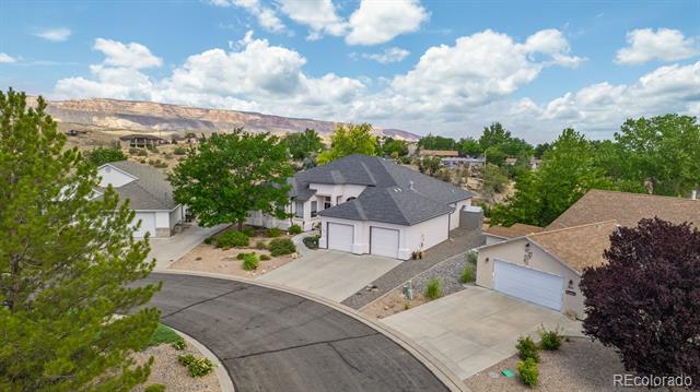 419 Saddle Court