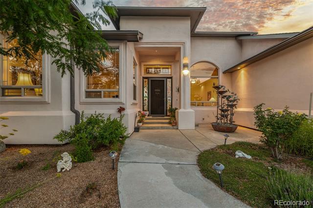 419 Saddle Court