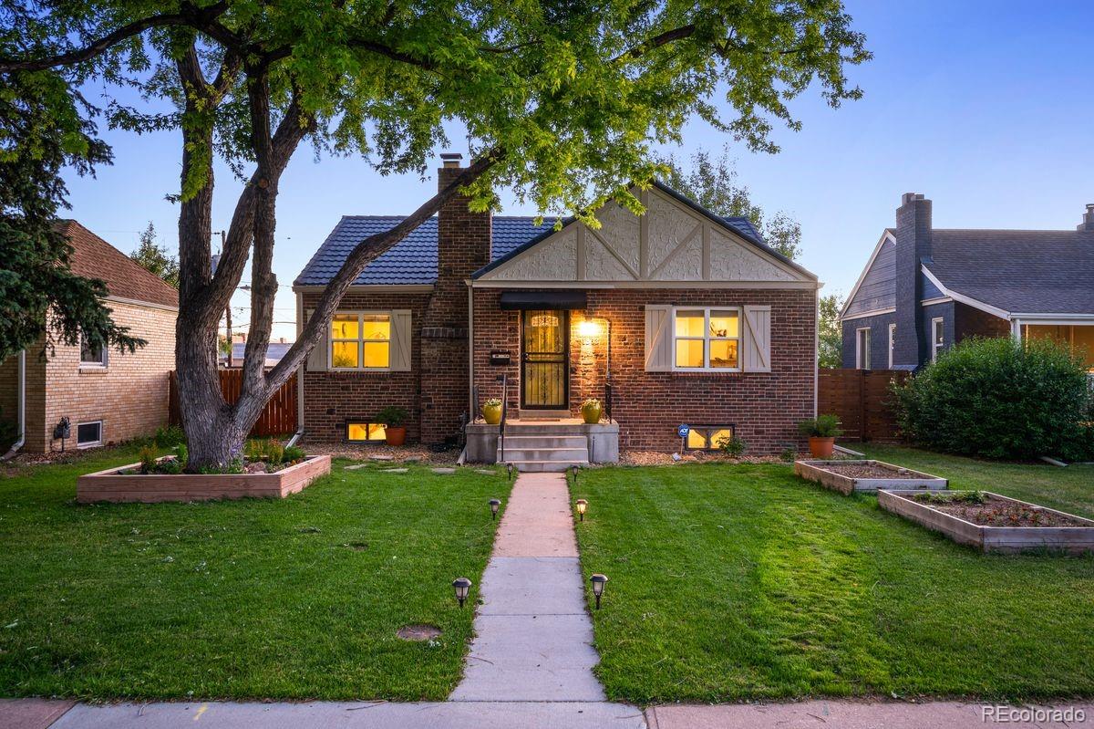1363 Locust Street