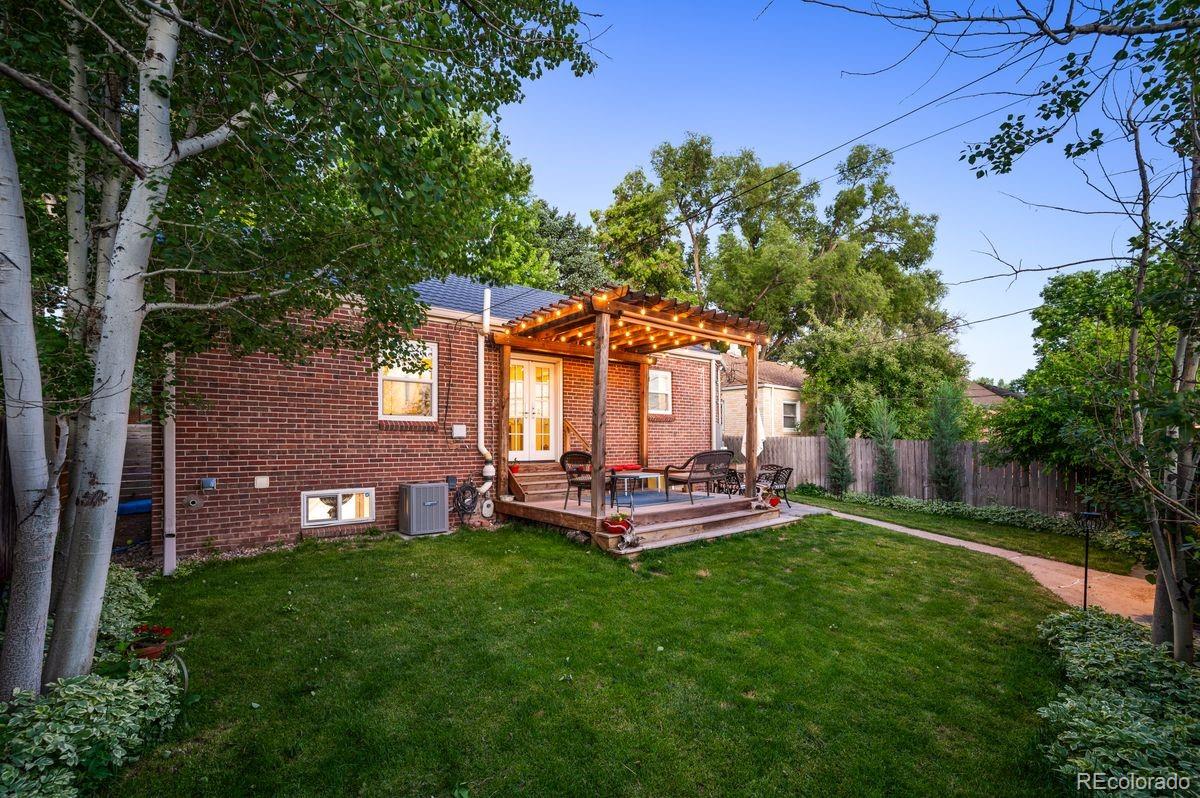 1363 Locust Street