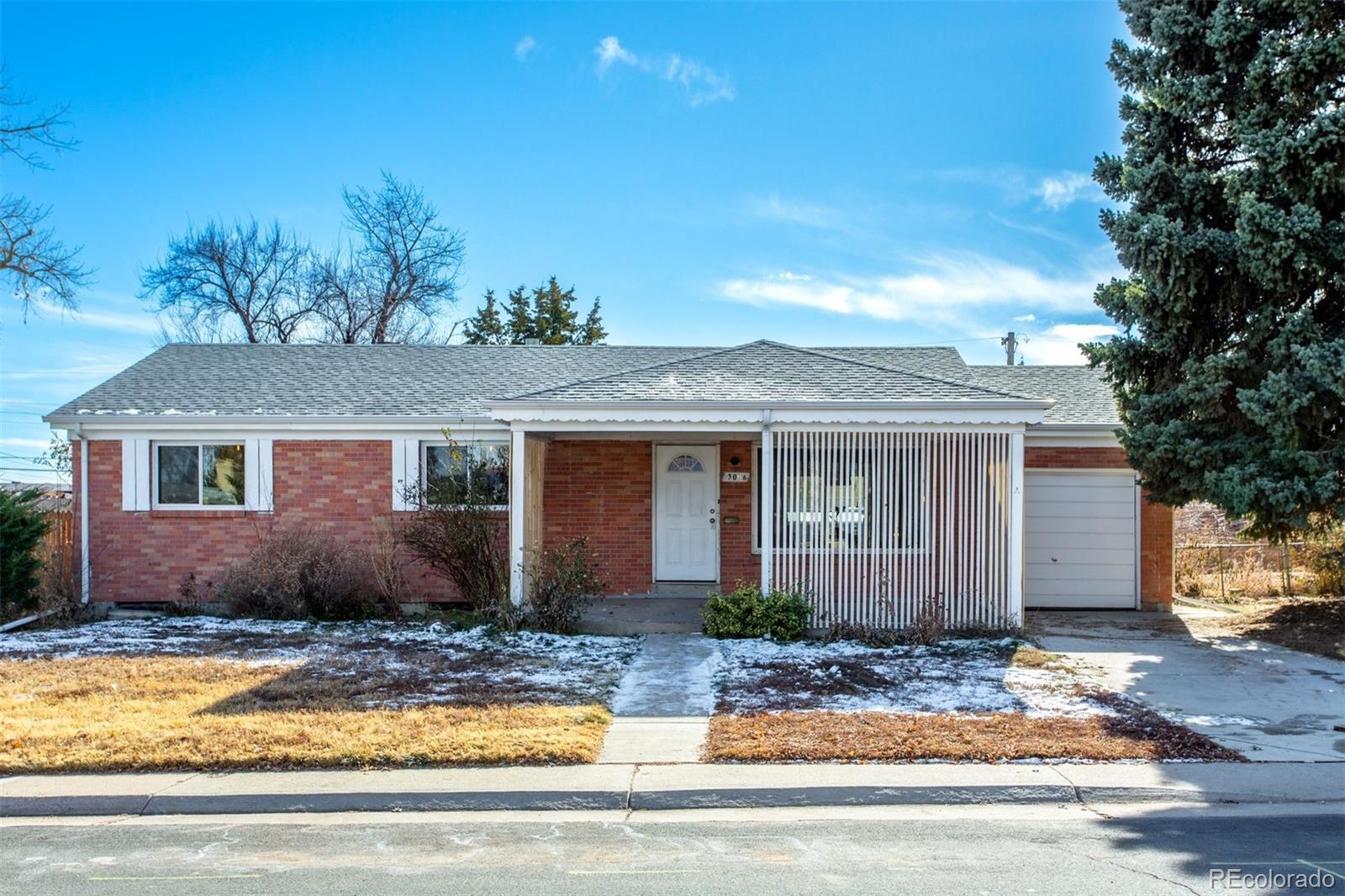3036 W Monmouth Avenue