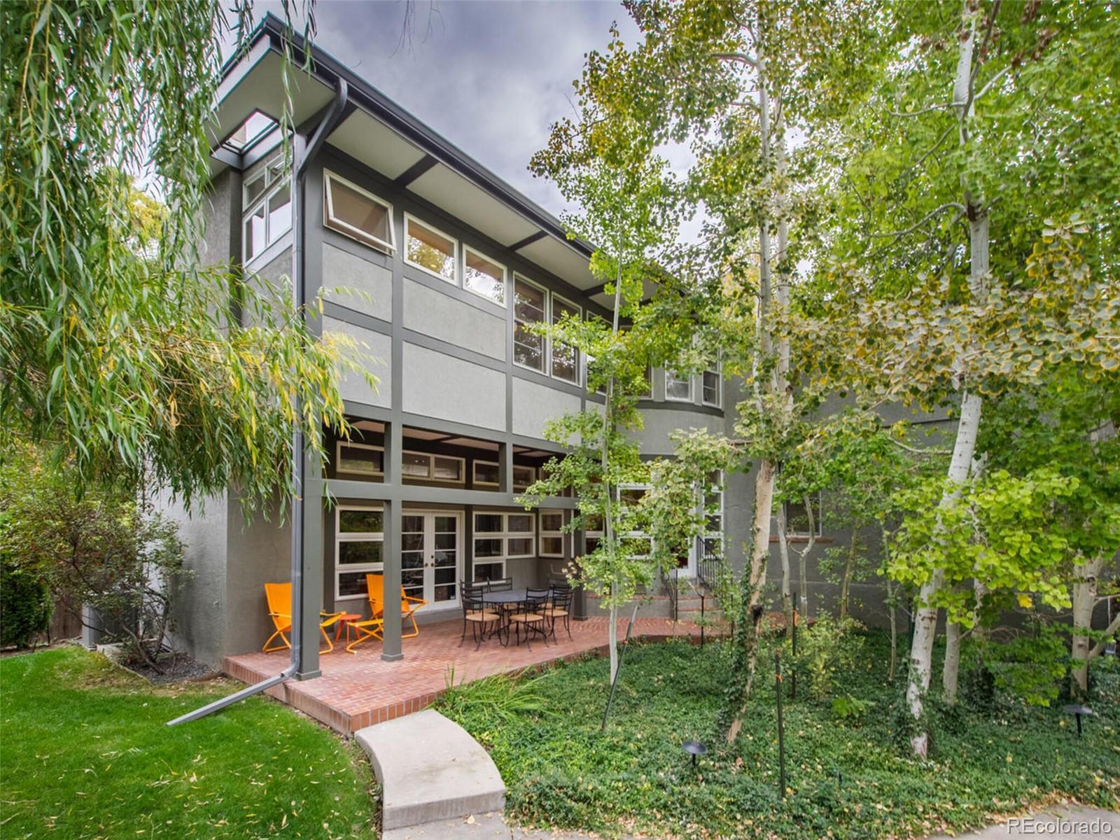 725 Newport Street