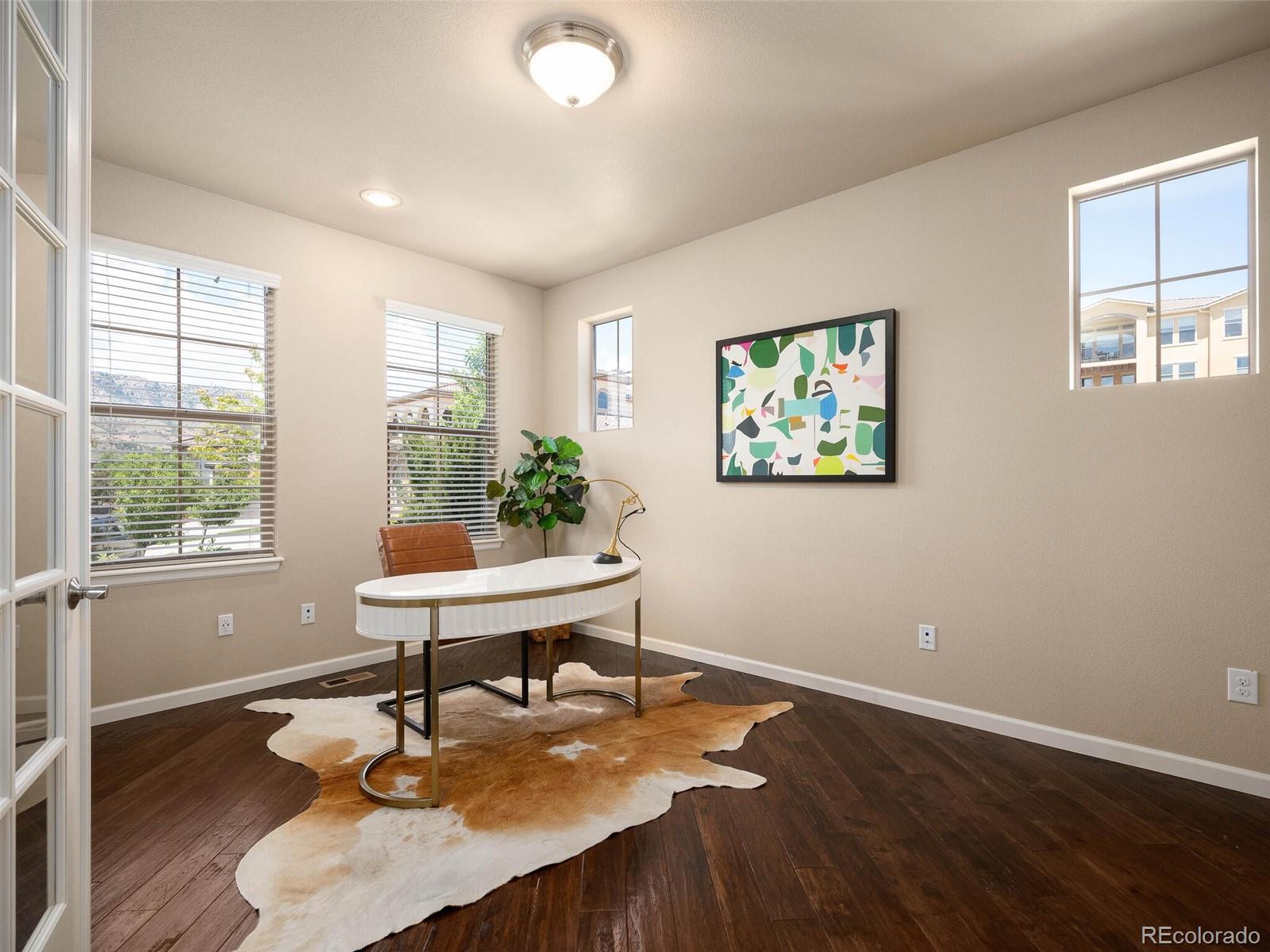 2618 S Kilmer Court