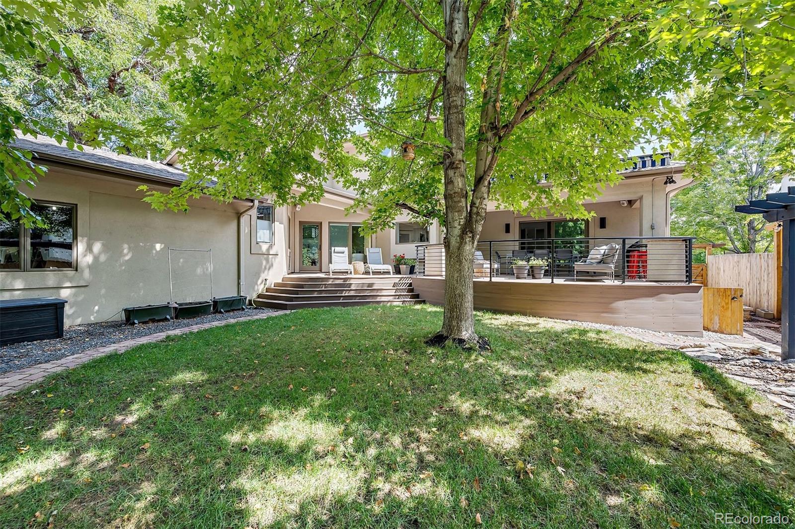 101 S Clermont Street