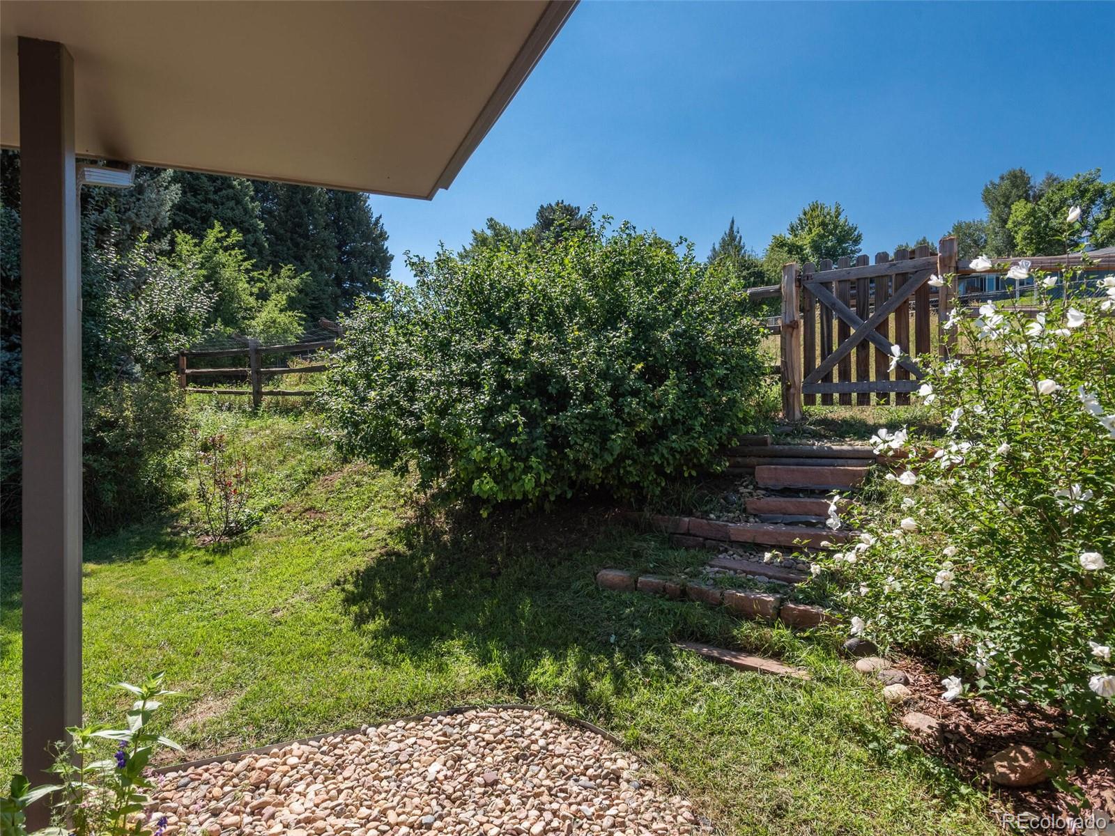 11260 W 25th Place