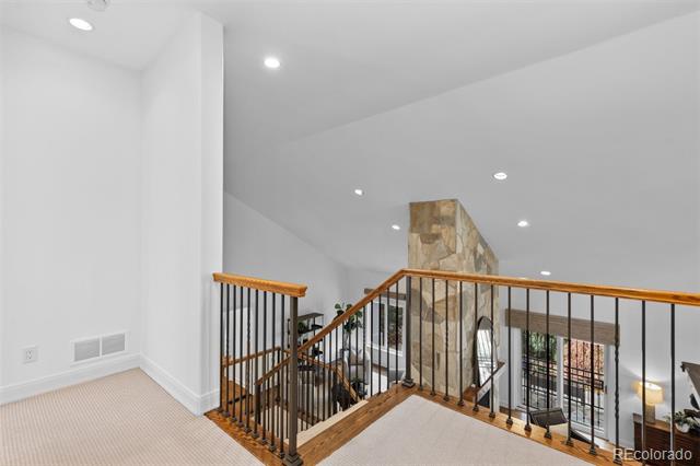 2450 E Alameda Avenue Unit: 4