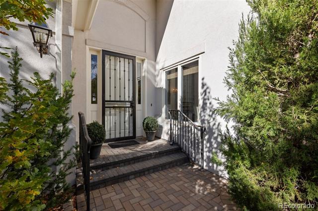 2450 E Alameda Avenue Unit: 4