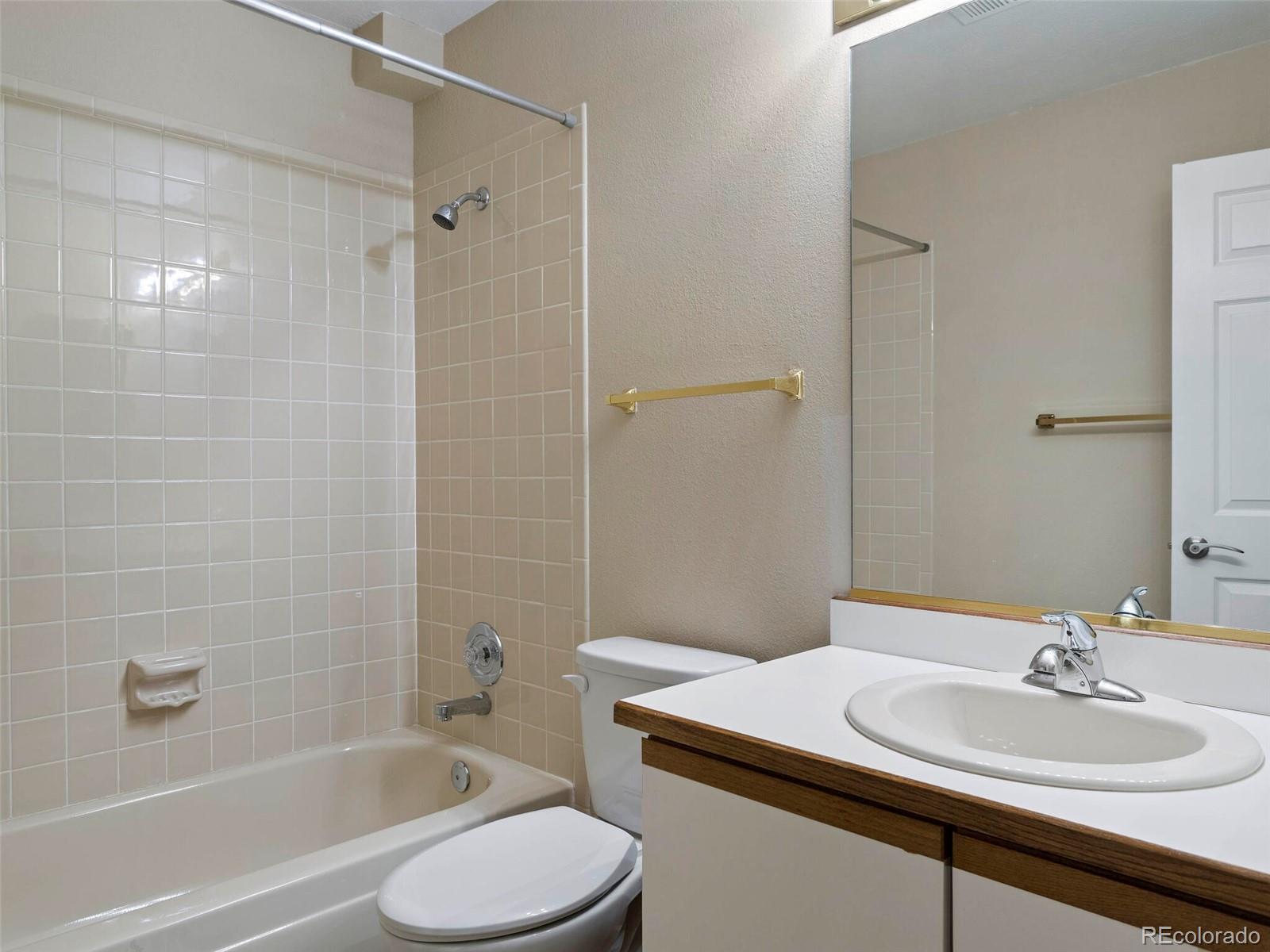 4605 S Yosemite Street Unit: 38