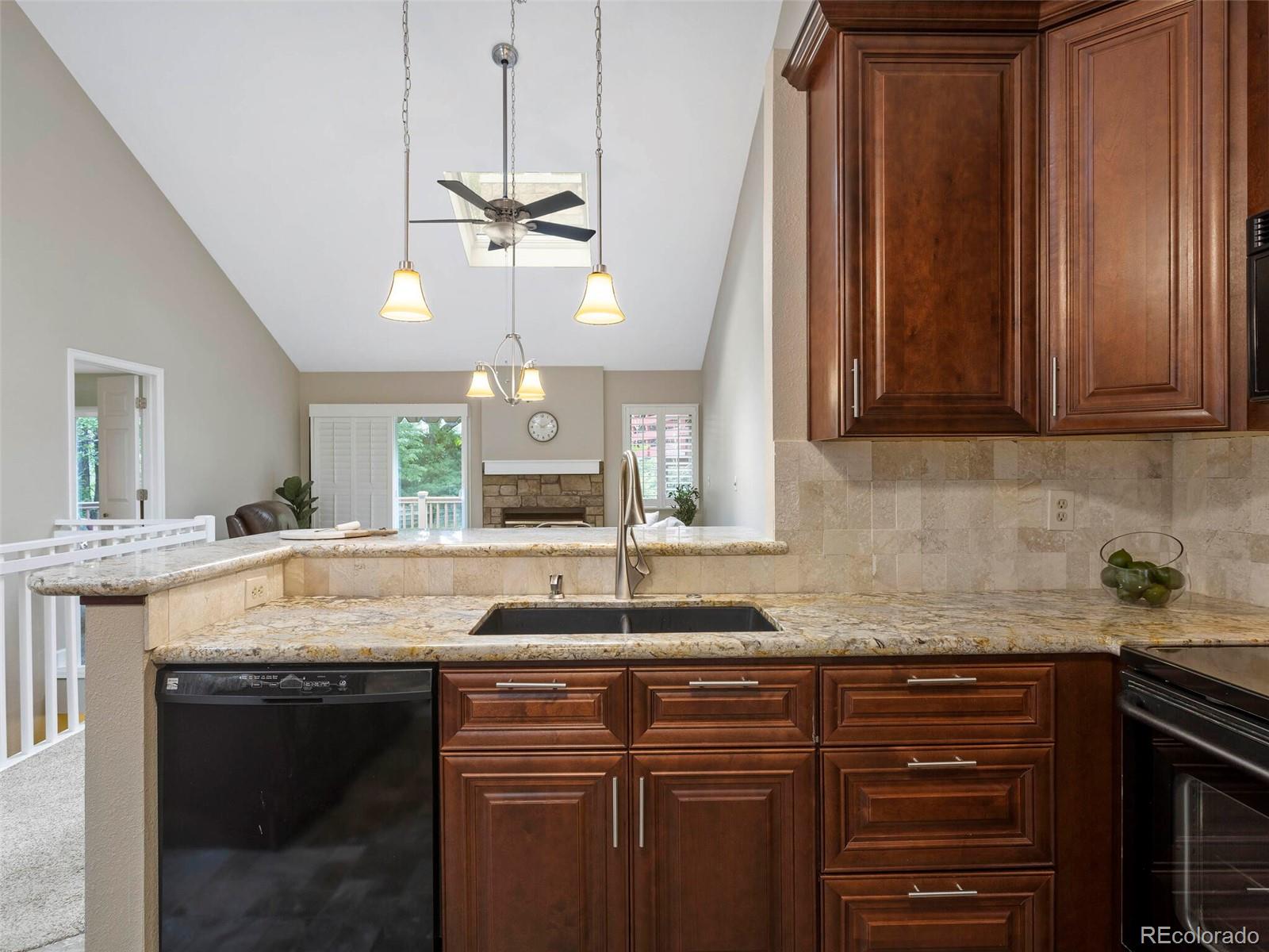 4605 S Yosemite Street Unit: 38