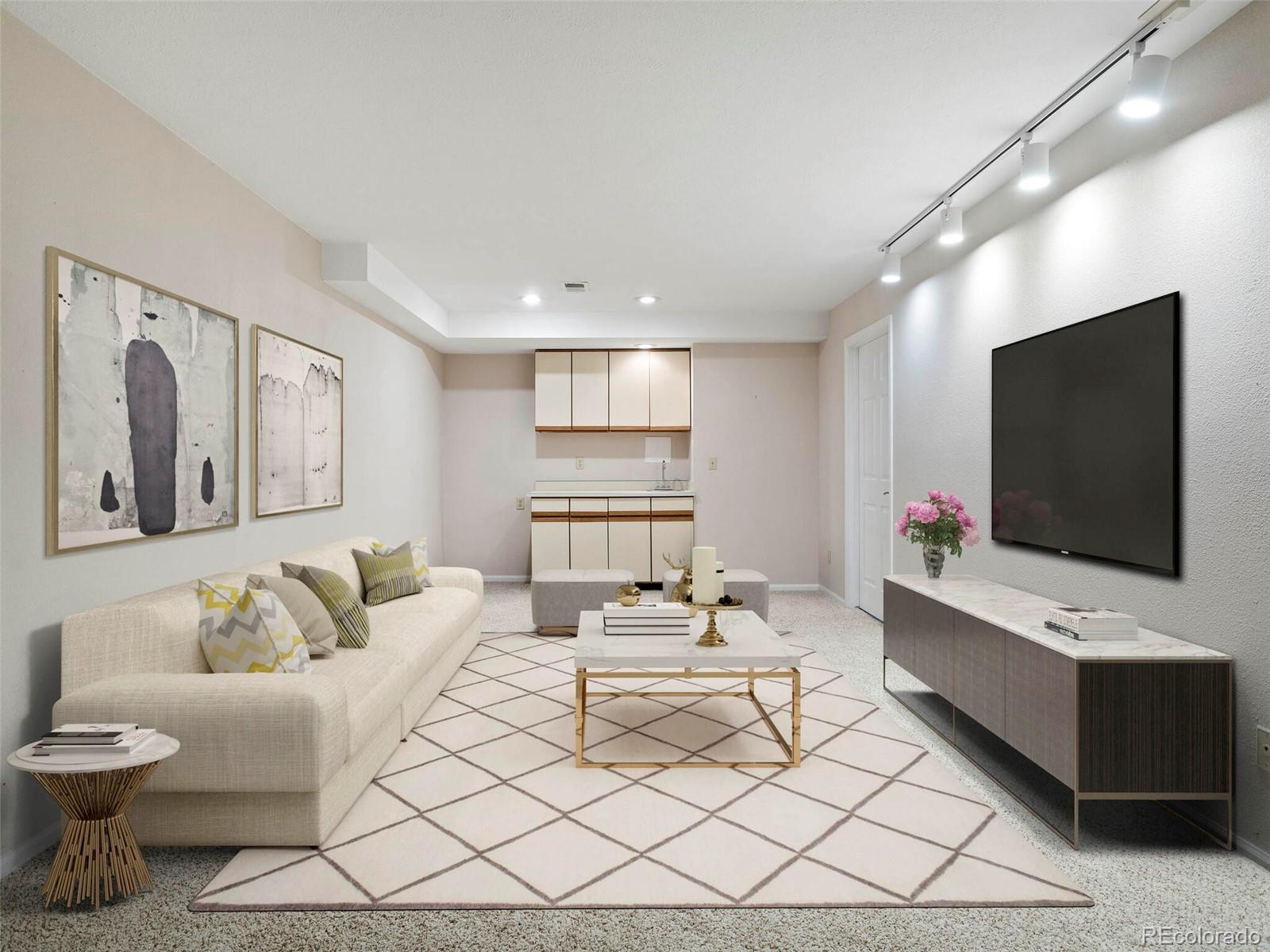 4605 S Yosemite Street Unit: 38