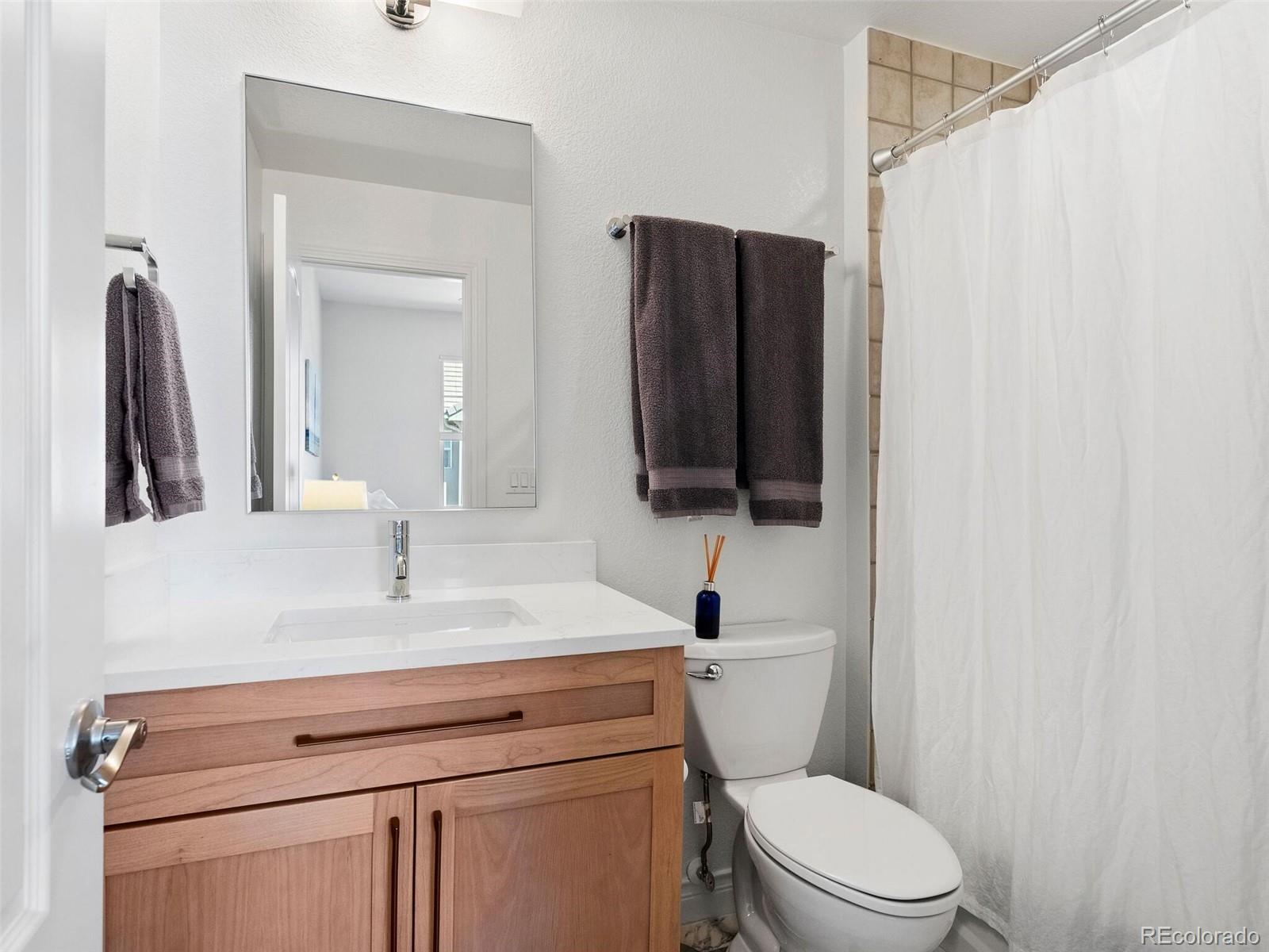 9073 E 29th Place