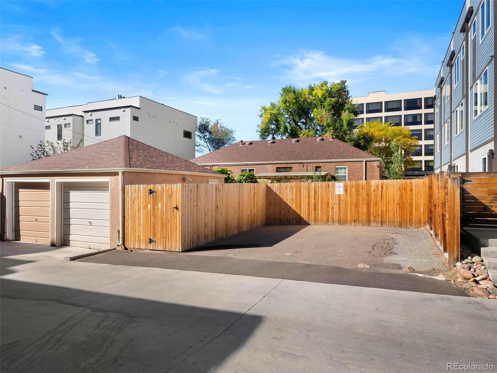 1624 Lowell Boulevard