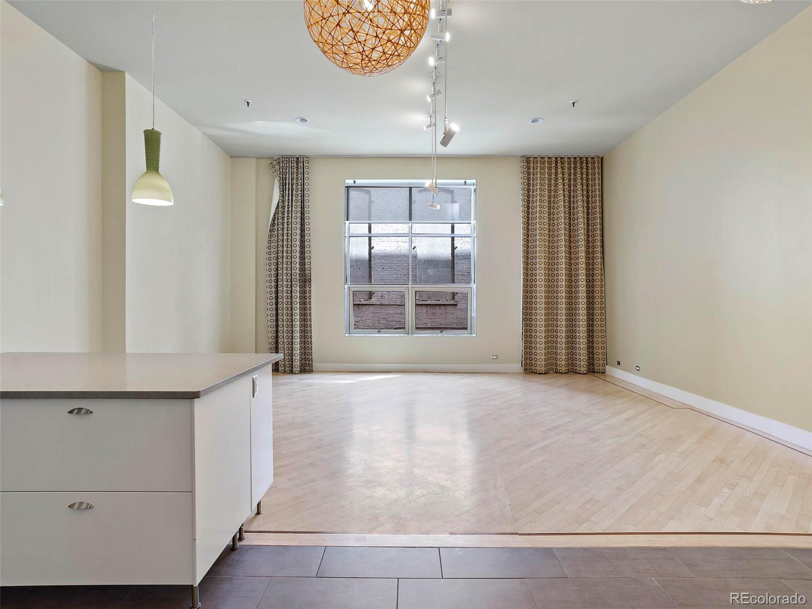 720 16th Street Unit: 221