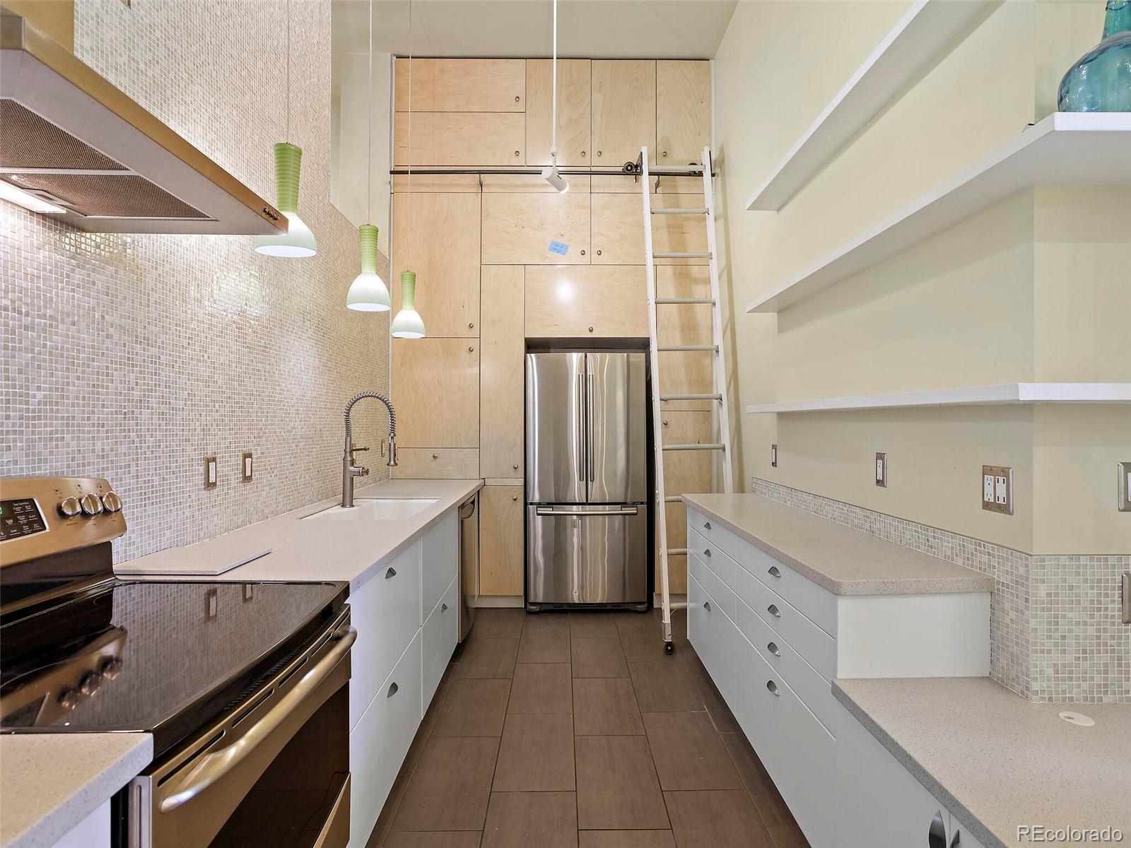 720 16th Street Unit: 221
