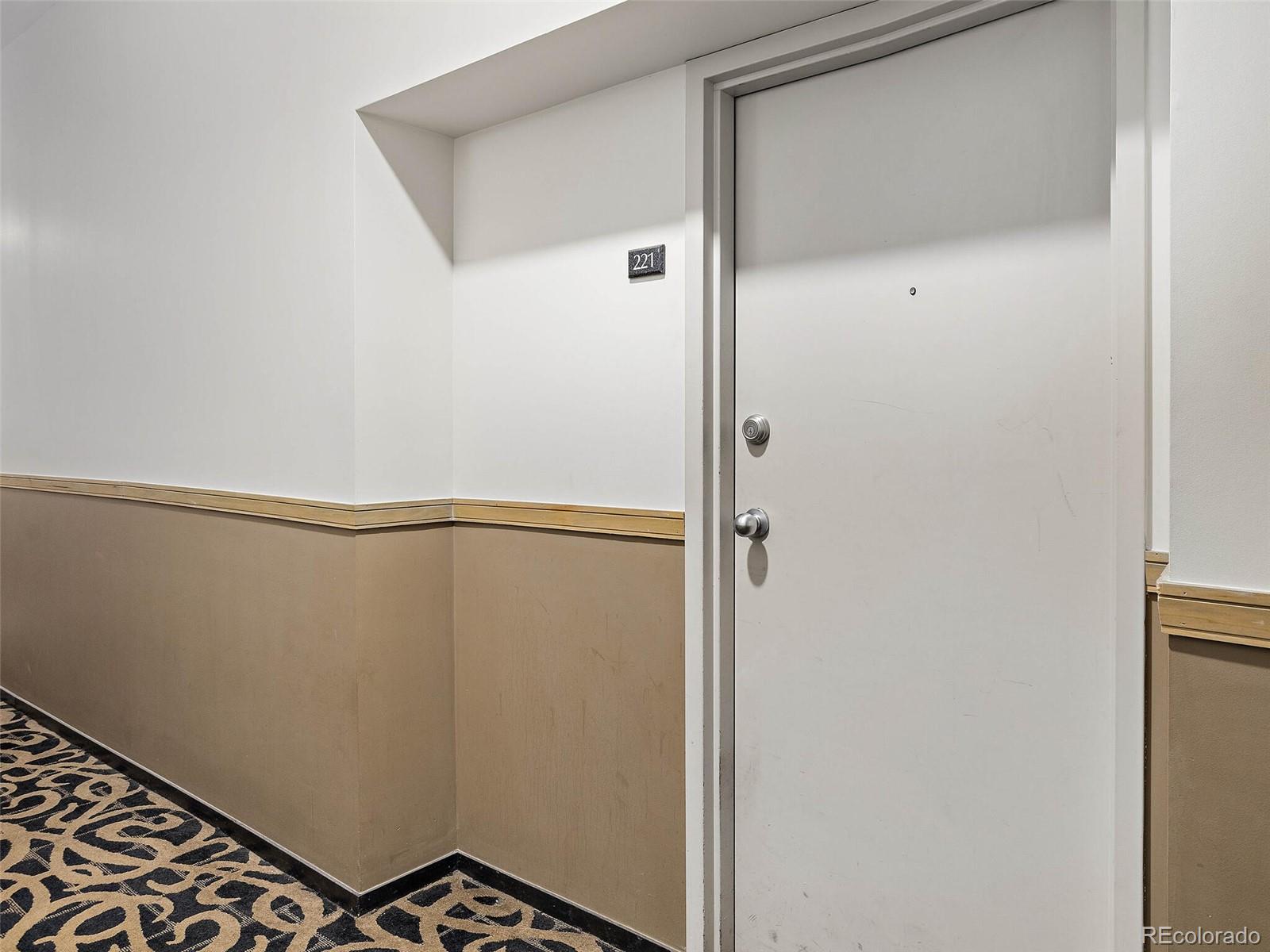 720 16th Street Unit: 221