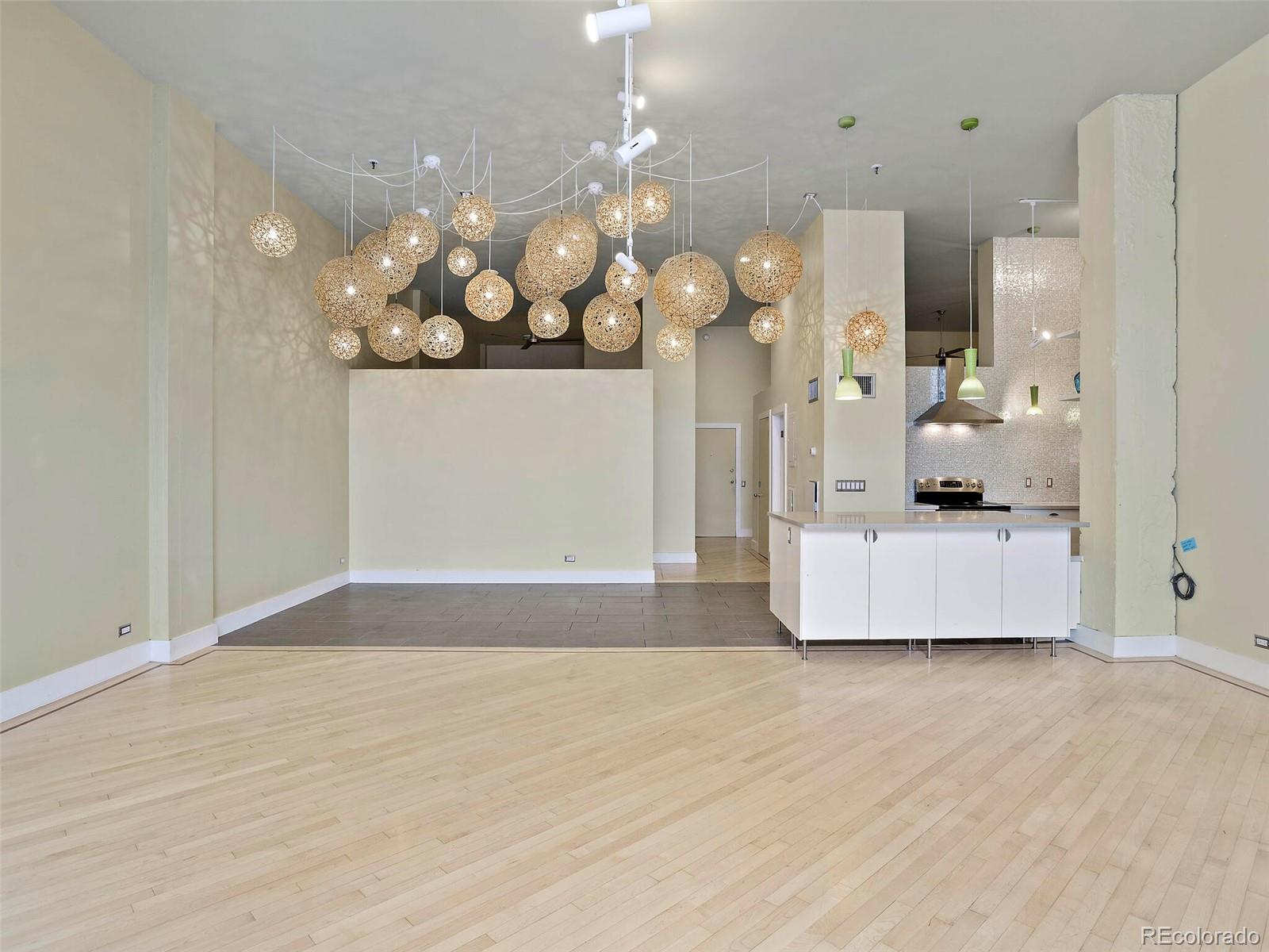 720 16th Street Unit: 221