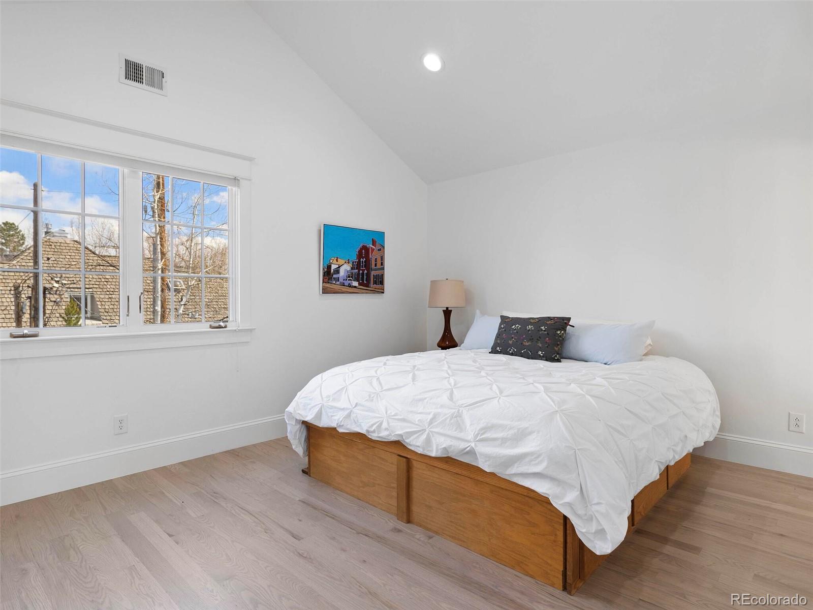 200 S Gilpin Street