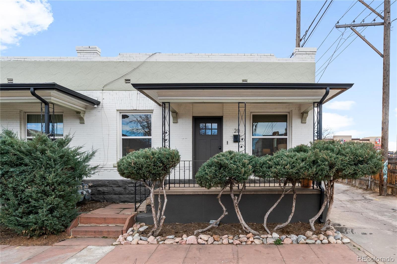 20 E 4th Avenue
