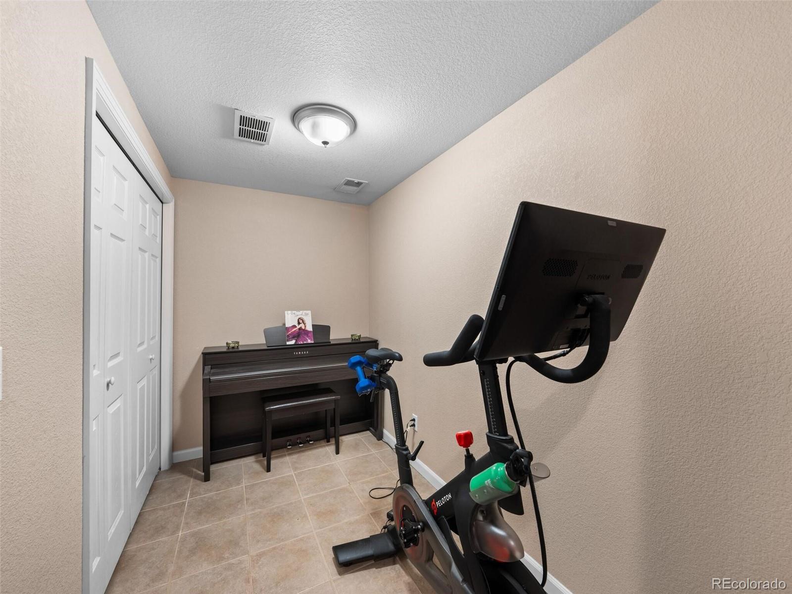 7420 E 8th Avenue Unit: 17