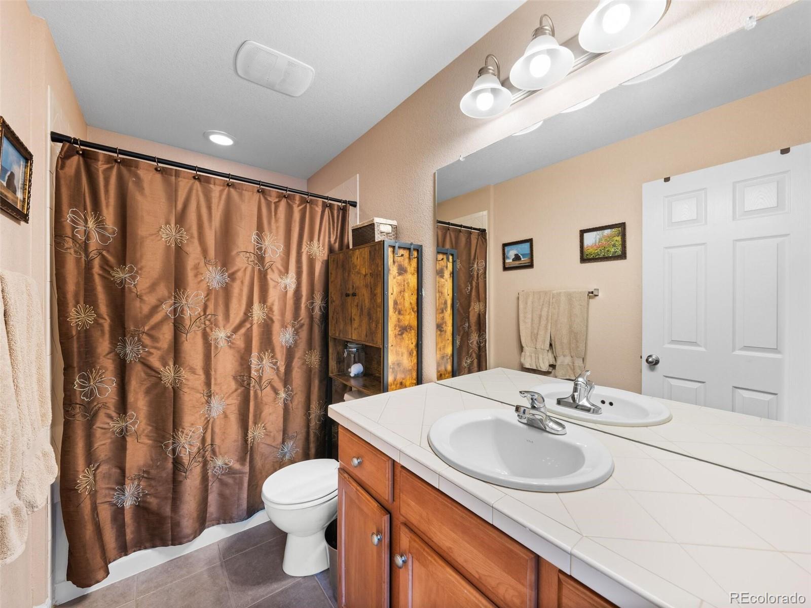 7420 E 8th Avenue Unit: 17