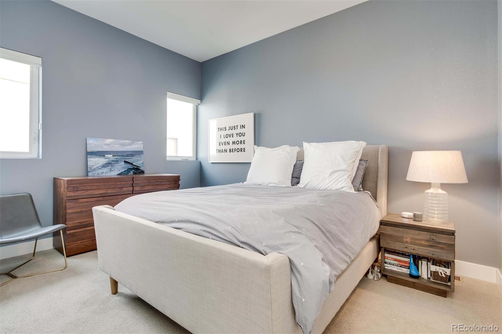 3855 E cedar