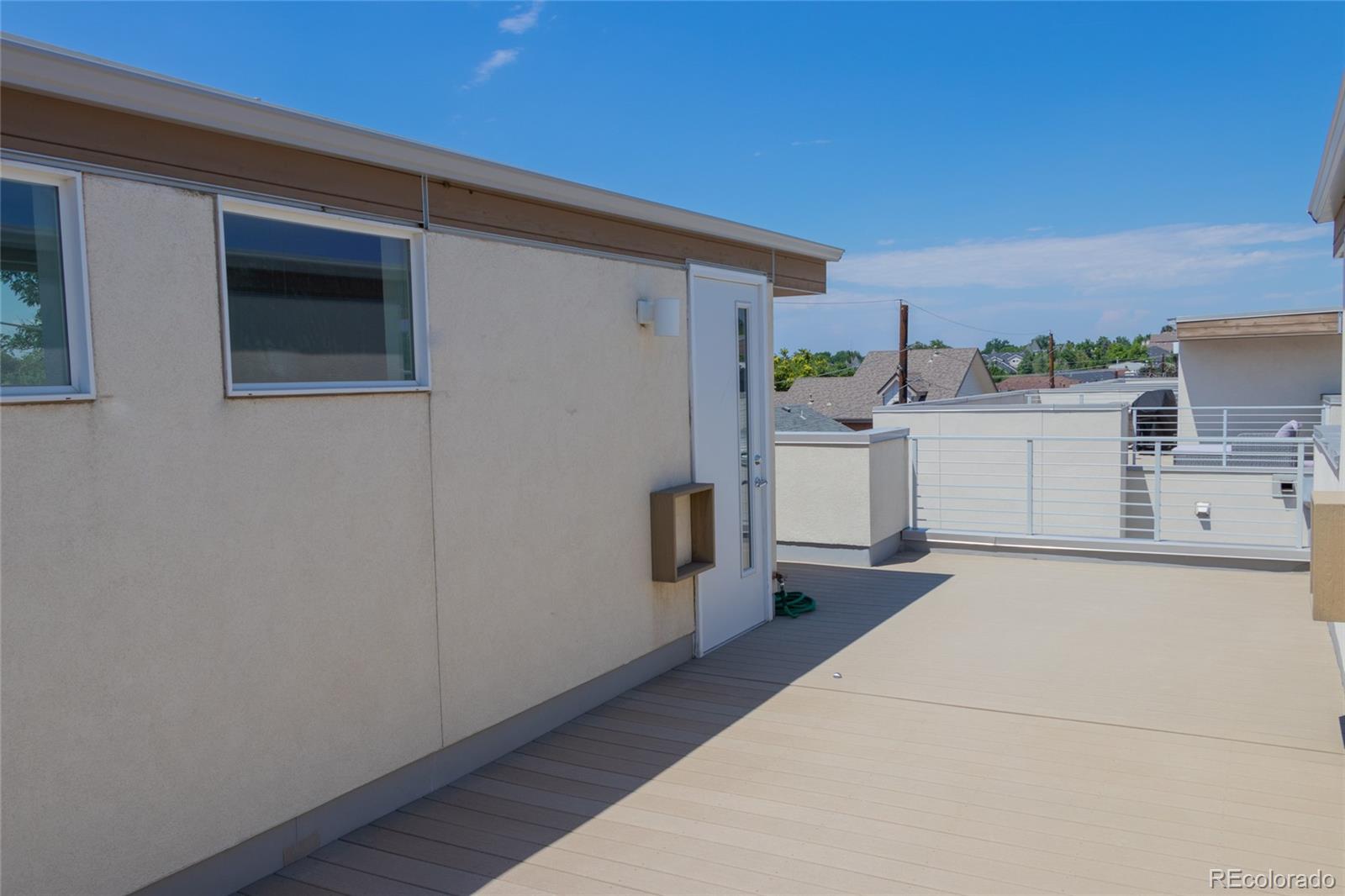 3855 E cedar