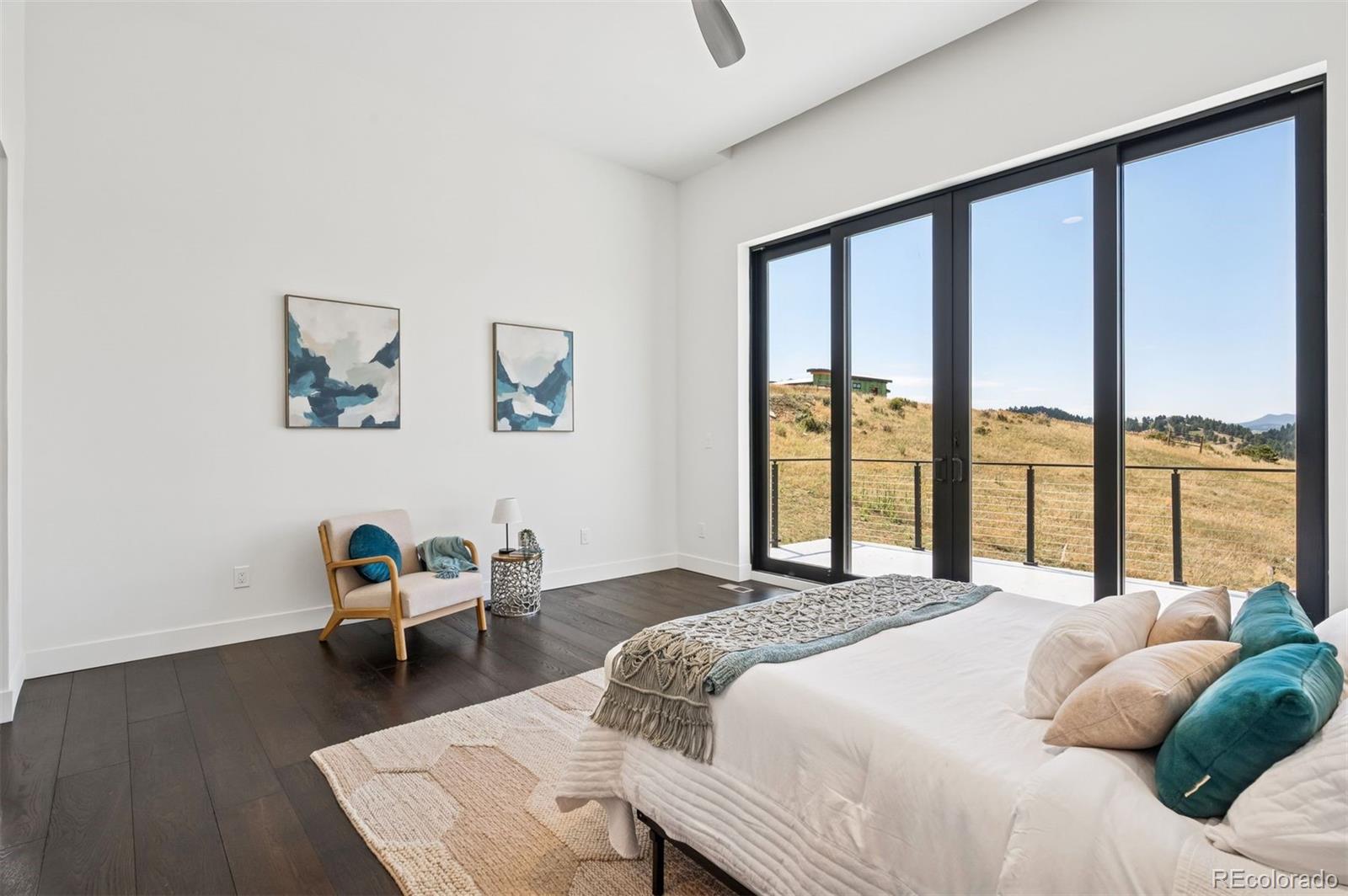 545 Strada Rossa Road