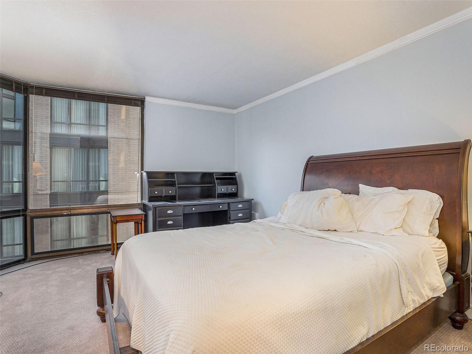 1625 Larimer Street Unit: 1008