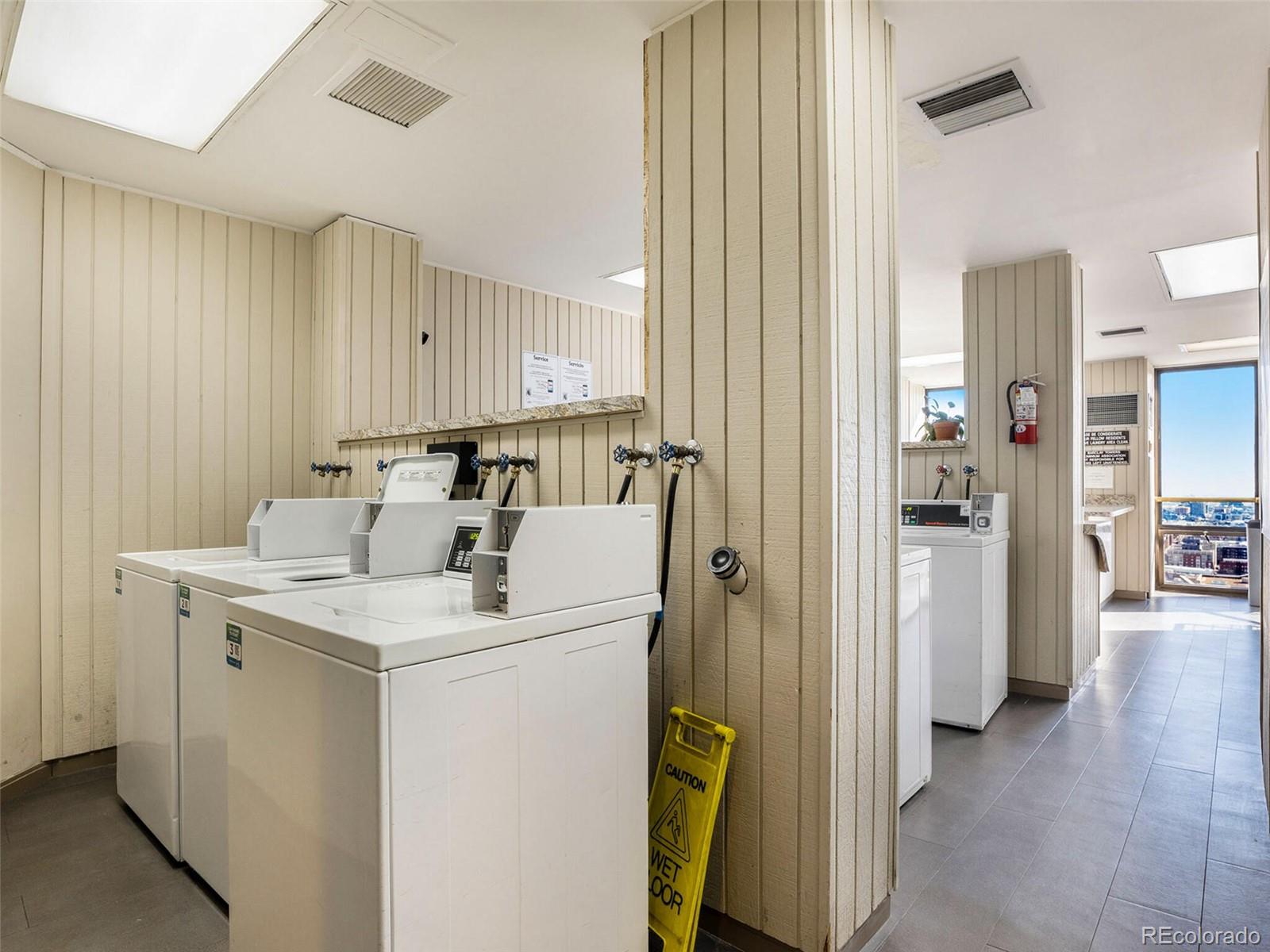 1625 Larimer Street Unit: 1008