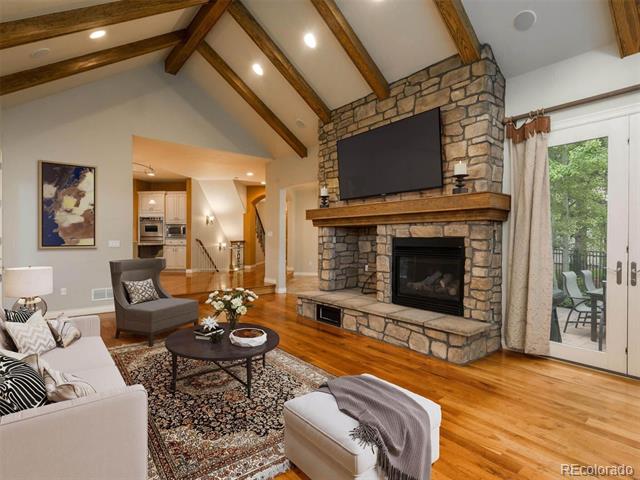 9 Foxtail Circle