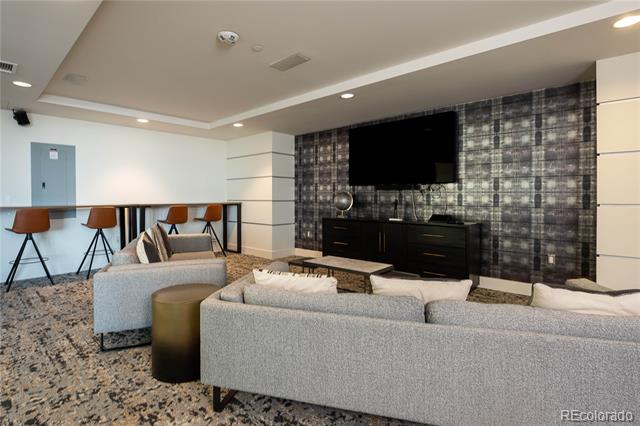 1700 Bassett Street Unit: 1518