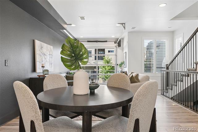 3855 E Cedar Avenue Unit: 206