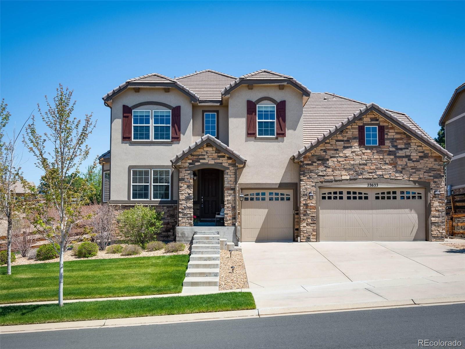 23633 E Briarwood Drive