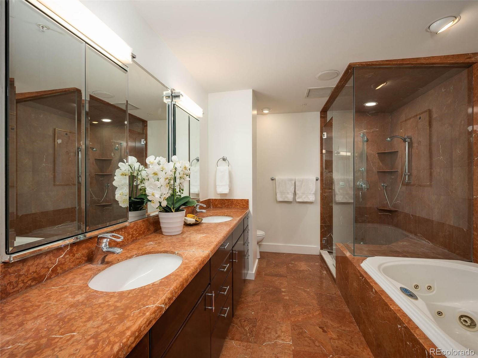1735 19th Street Unit: 5D