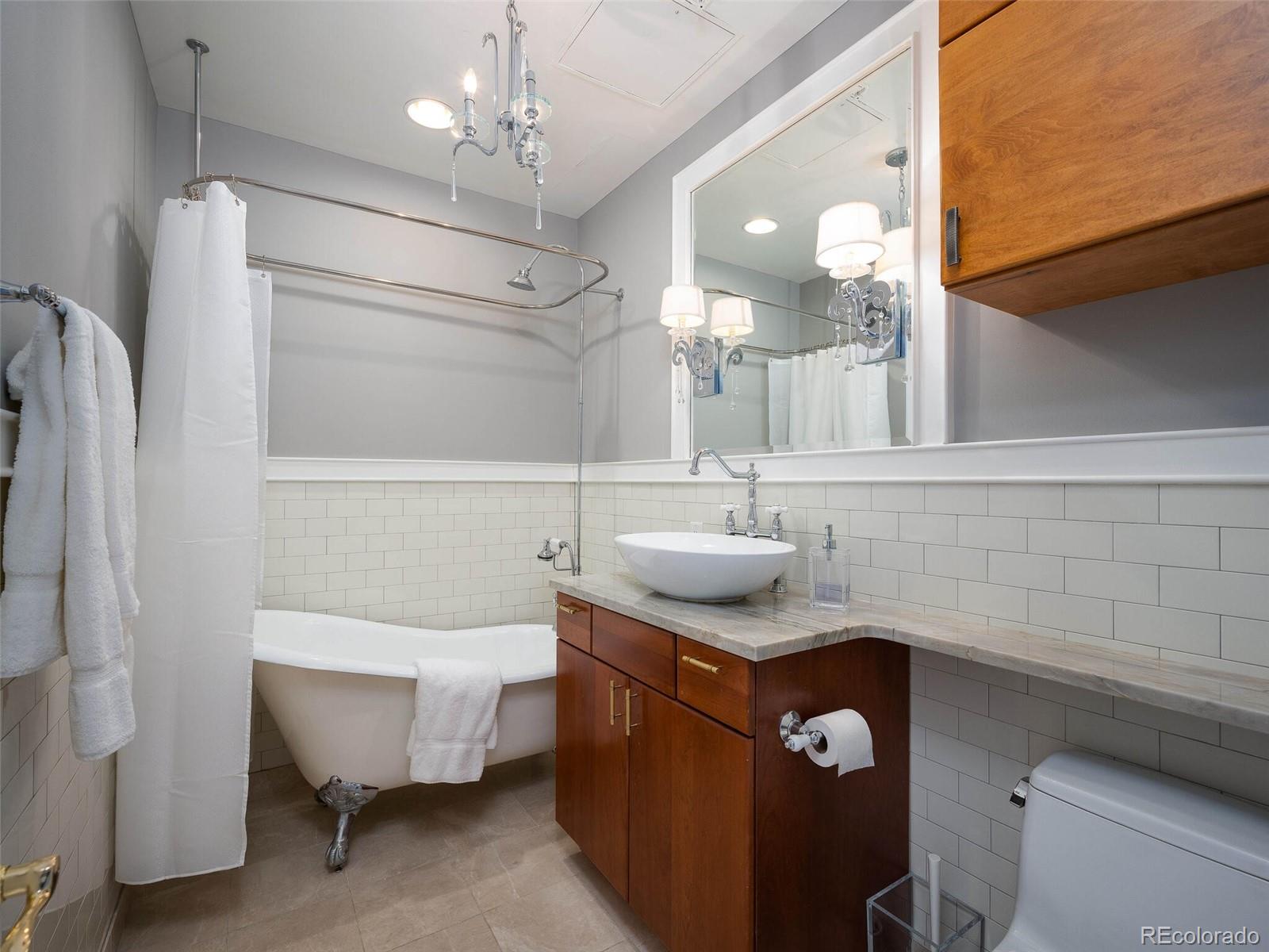 1735 19th Street Unit: 5D