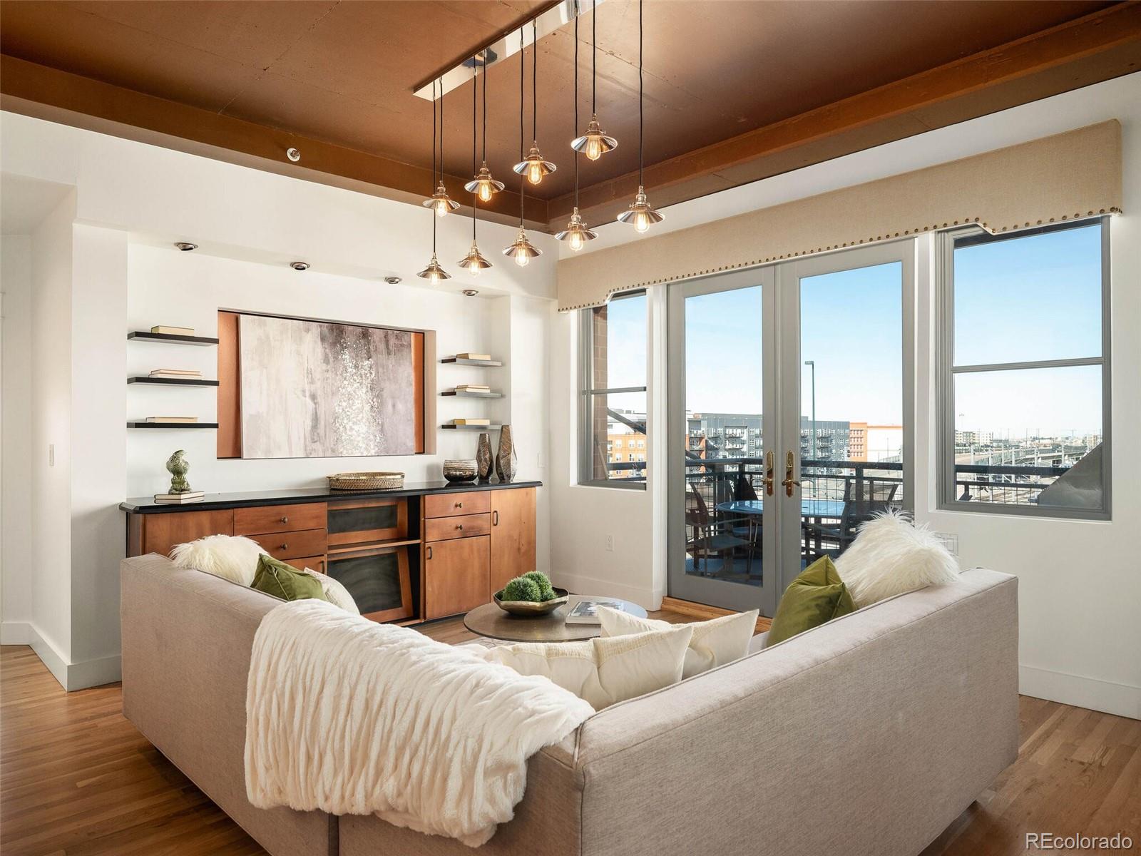 1735 19th Street Unit: 5D