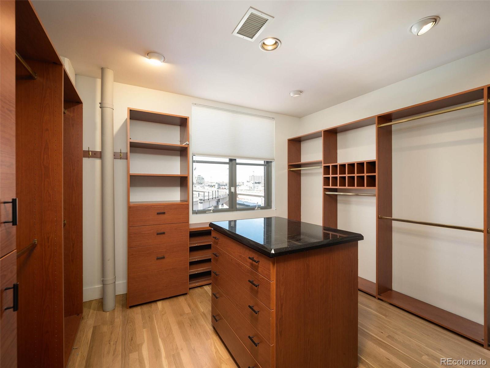 1735 19th Street Unit: 5D
