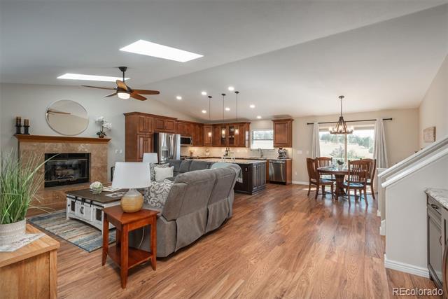 2104 Helen Court