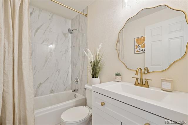 1747 N Washington Street Unit: C306