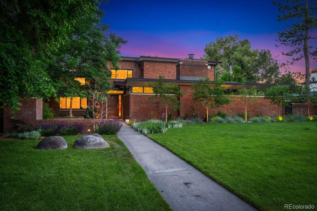 160 N Humboldt Street