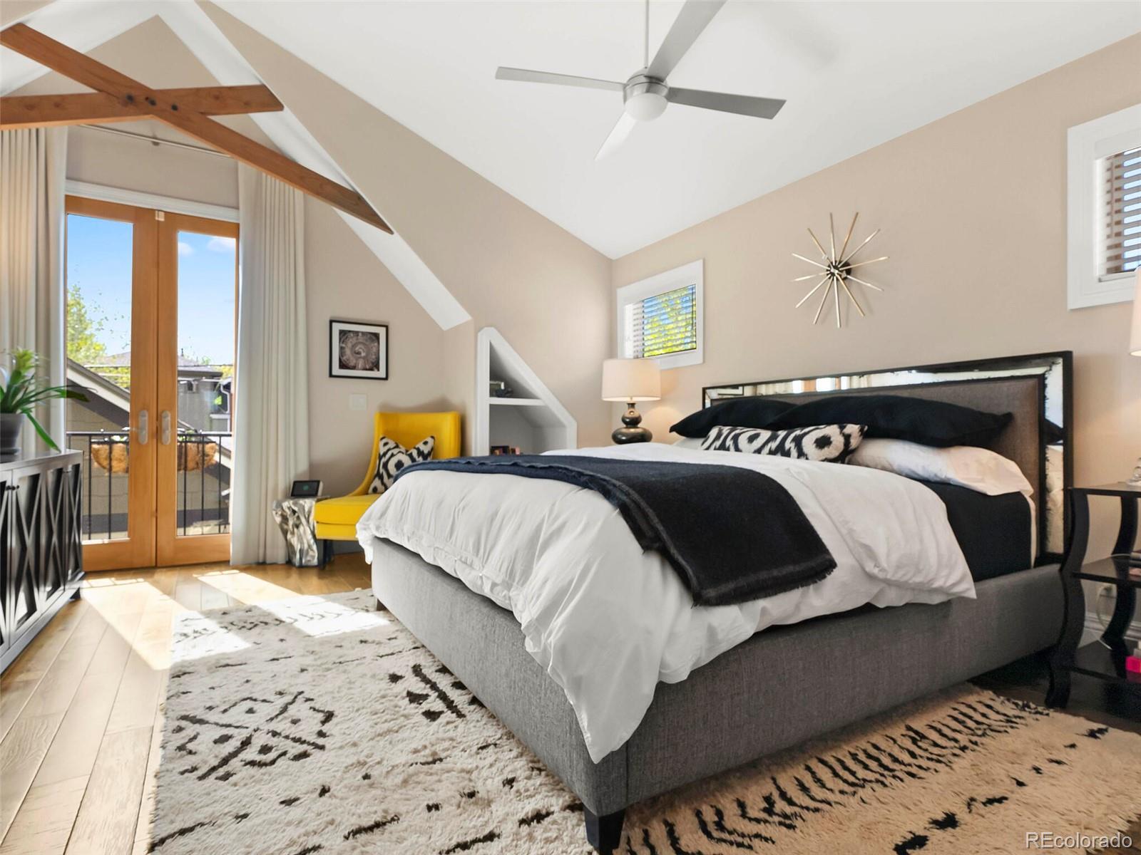 3043 Meade Street Unit: 3045