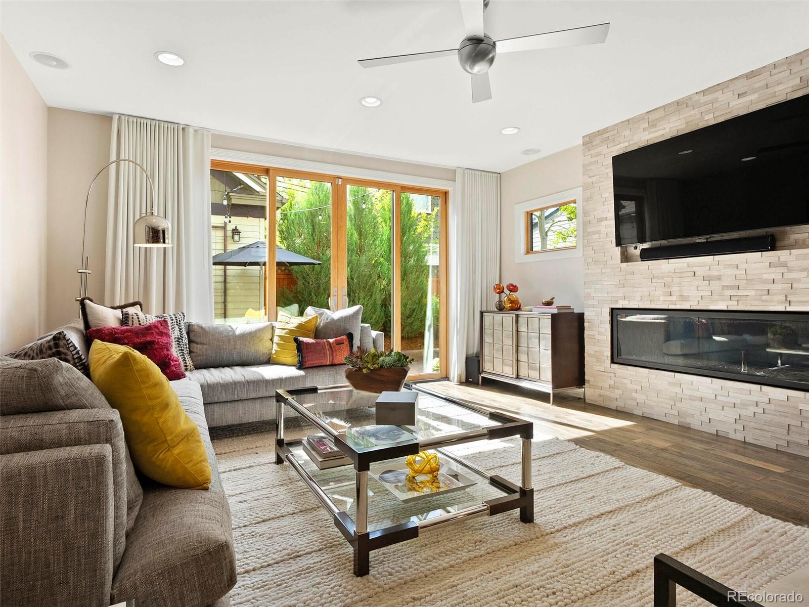 3043 Meade Street Unit: 3045