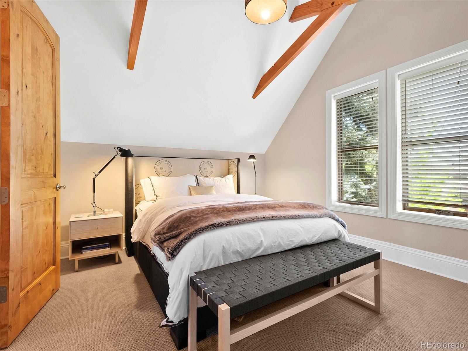 3043 Meade Street Unit: 3045