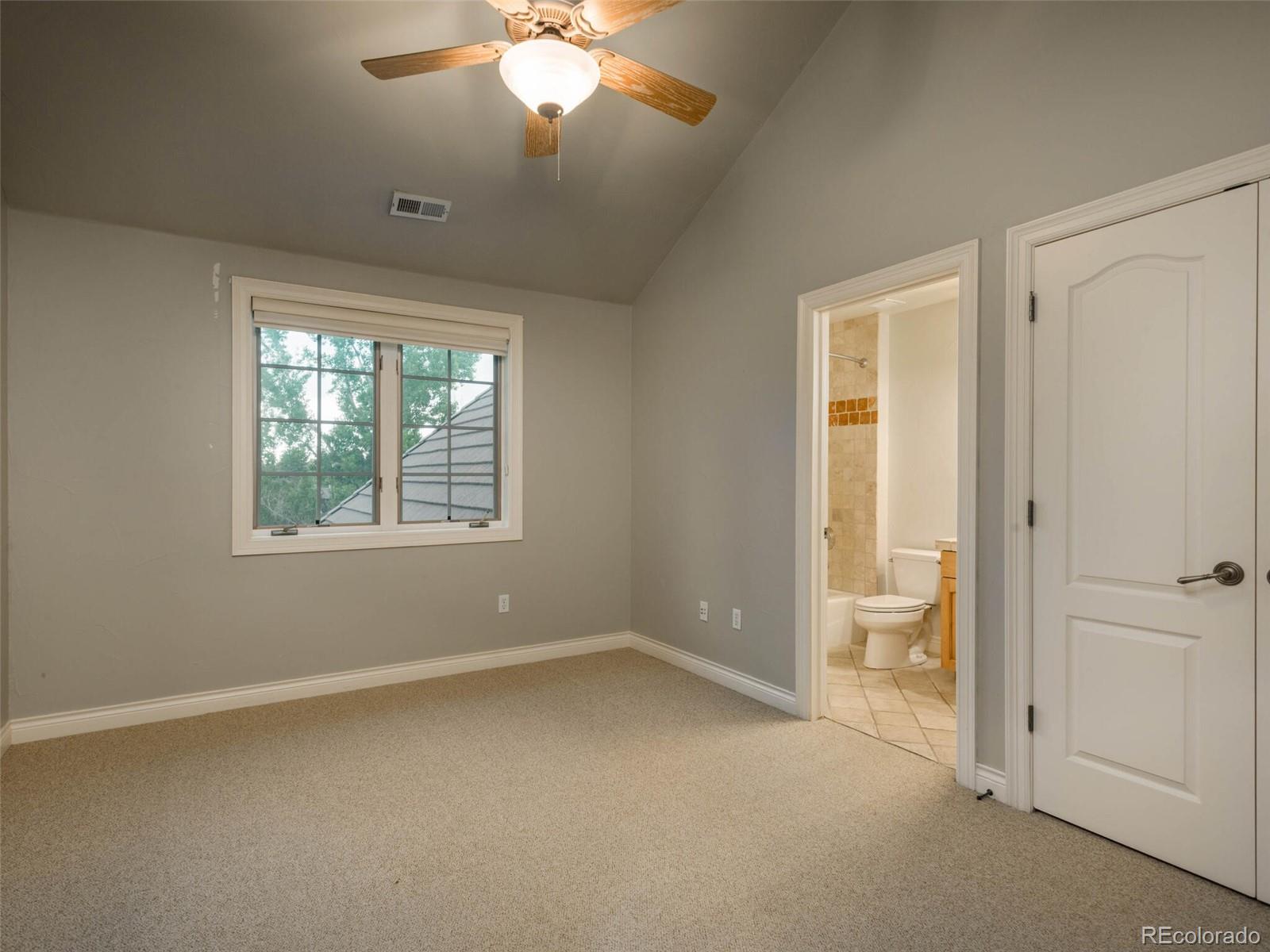 9 Foxtail Circle
