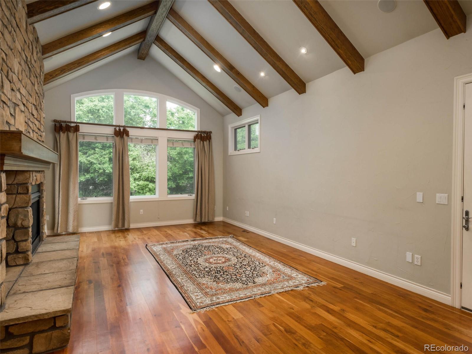 9 Foxtail Circle