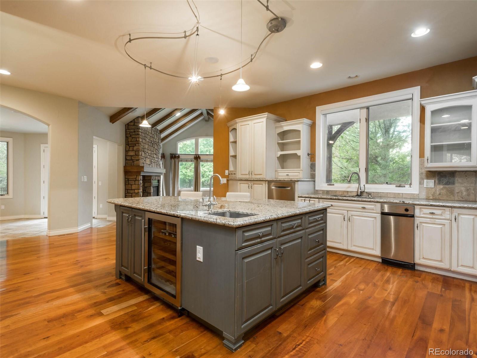 9 Foxtail Circle