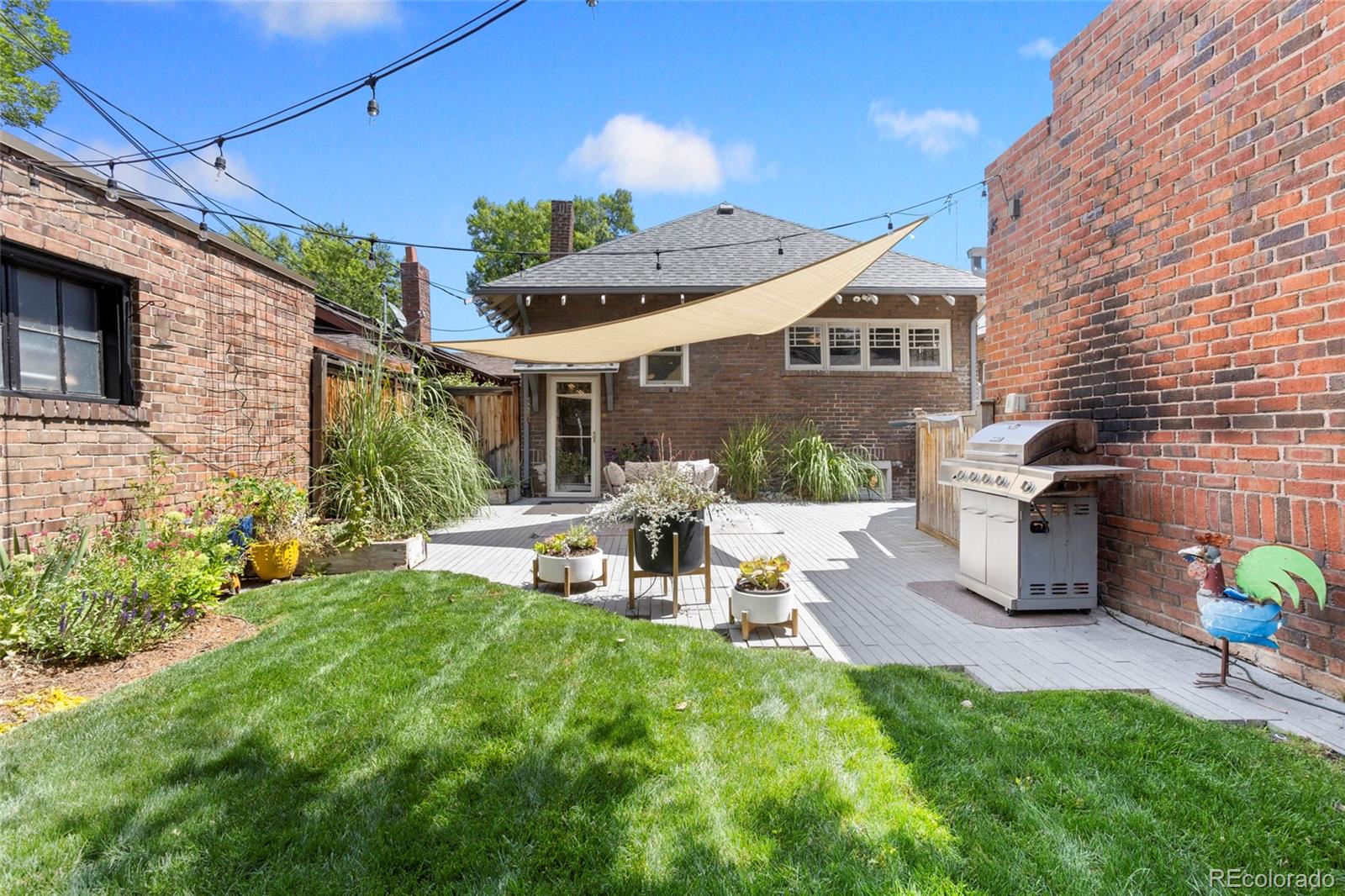 2535 Bellaire Street